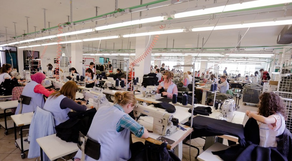 Renia e euros thellon humbjet te eksportuesit, masat lehtesuese pa efekt